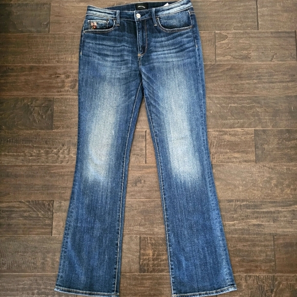 Driftwood Kelly Embroidered Women's Jeans sz 29